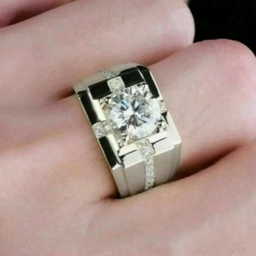 Elegant Men's Ring Sz 11